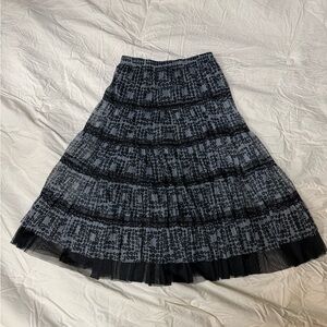 Beautiful, timeless, flowy, lace/mesh women’s skirt like new